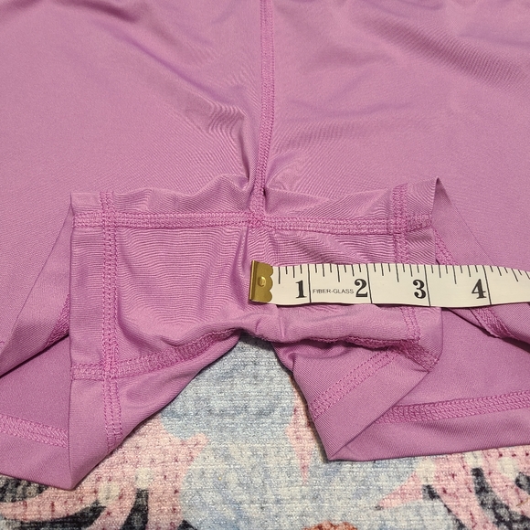 Nike Golf Tour Performance Women's Spandex Lavender Athletic Workout Shorts Sm - Picture 2 of 9